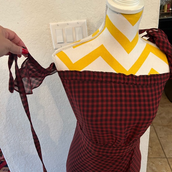 ❤️ Vici Red and Black Checkered Maxi Dress - Picture 4 of 10